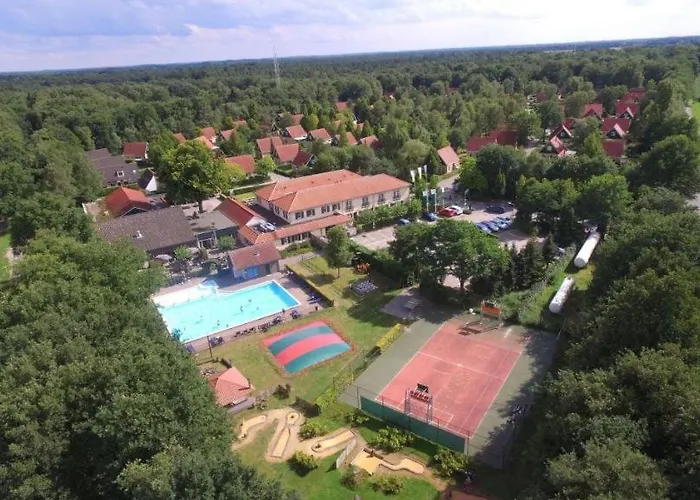 Boself 4pers Met Hottub